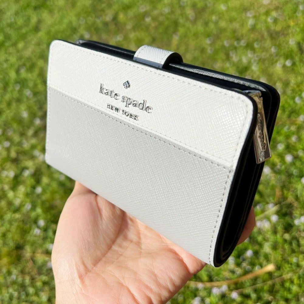 NWT Kate Spade Bifold Wallet - Picture 7 of 7
